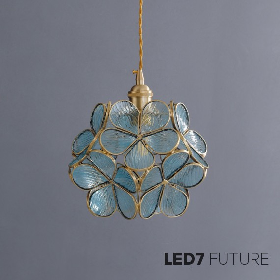 Ritz - The Flower Pendant